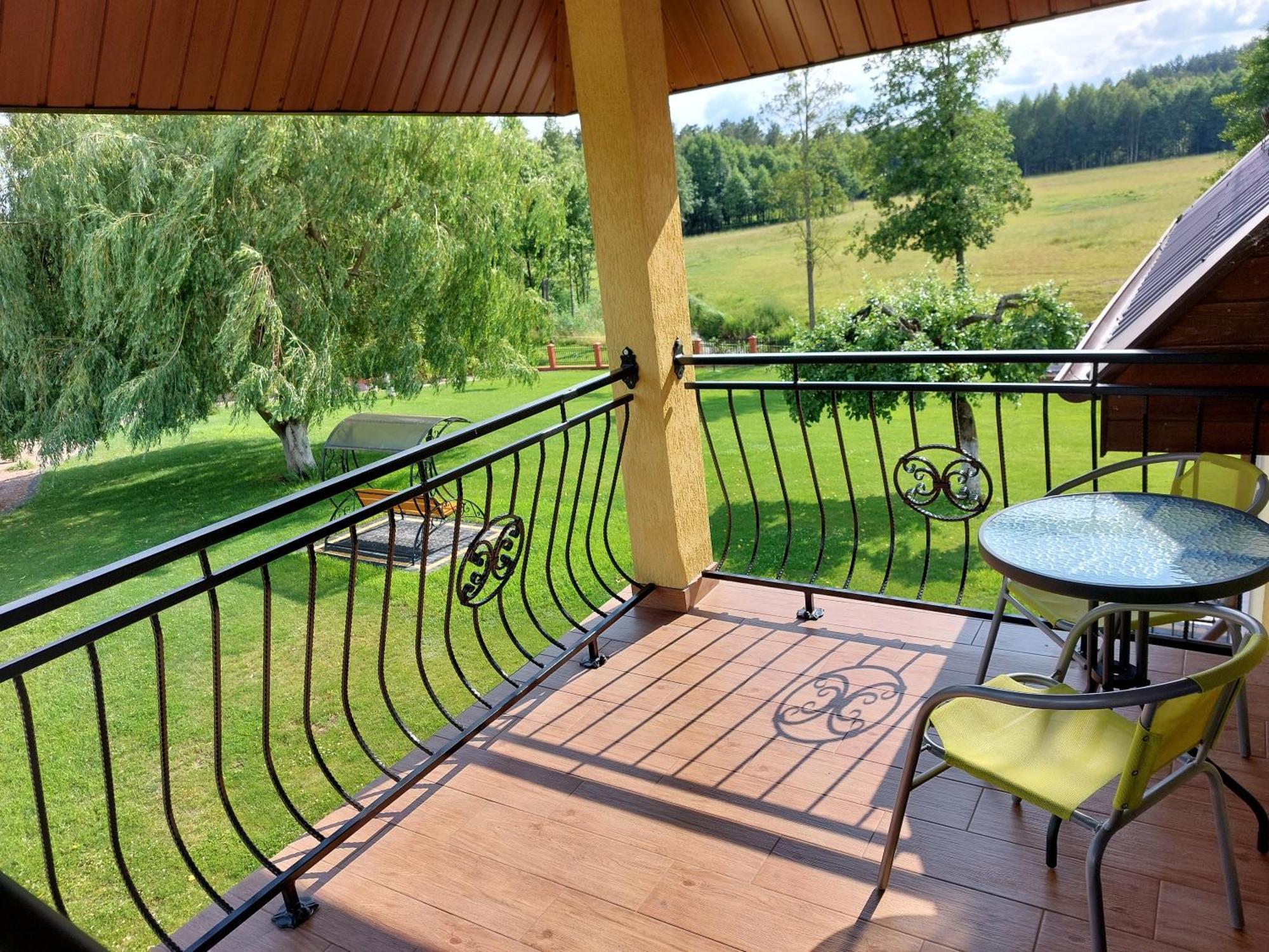 Agroturystyka Zubrowka Exteriör bild
