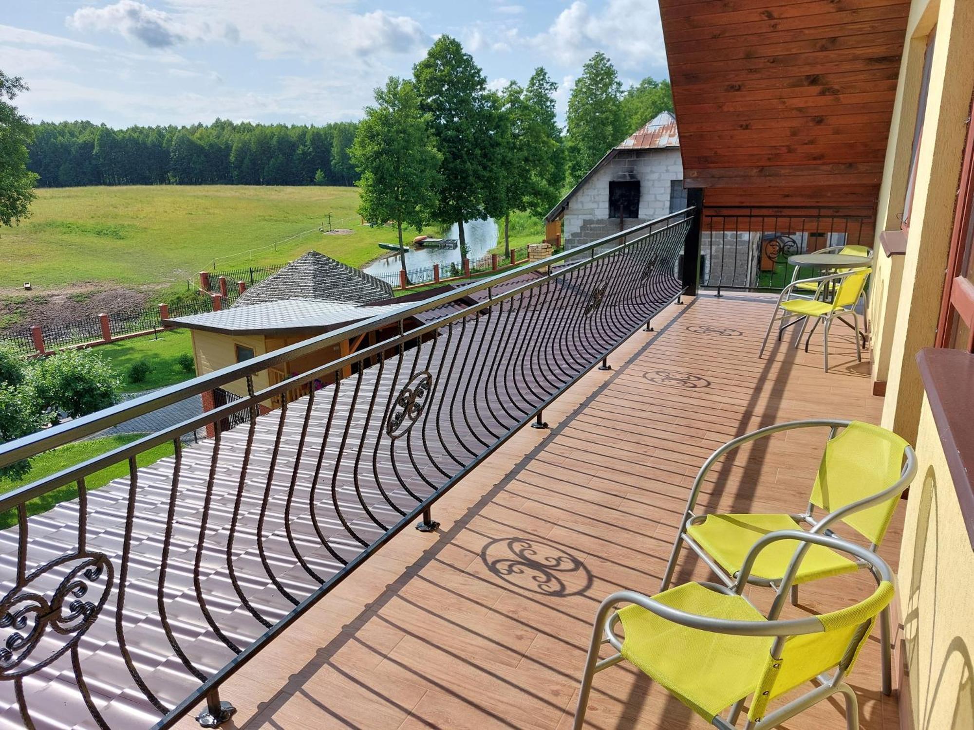 Agroturystyka Zubrowka Exteriör bild